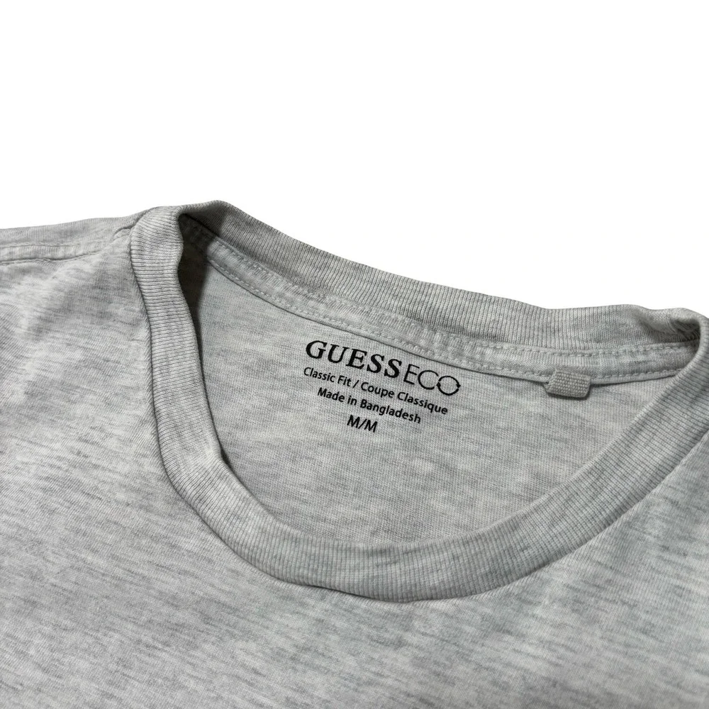 Guess Eco Men's Big Print Logo Gray T Shirt Size Medium 21 x 25 - Picture 5 of 6